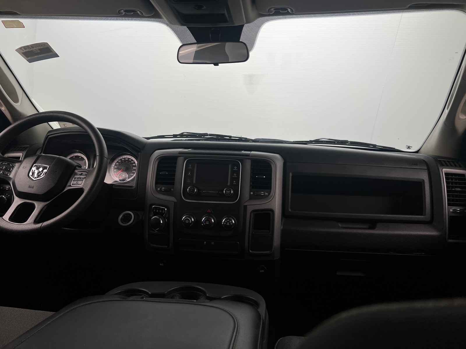 Thumbnail: 2021 RAM 1500 Classic - 3
