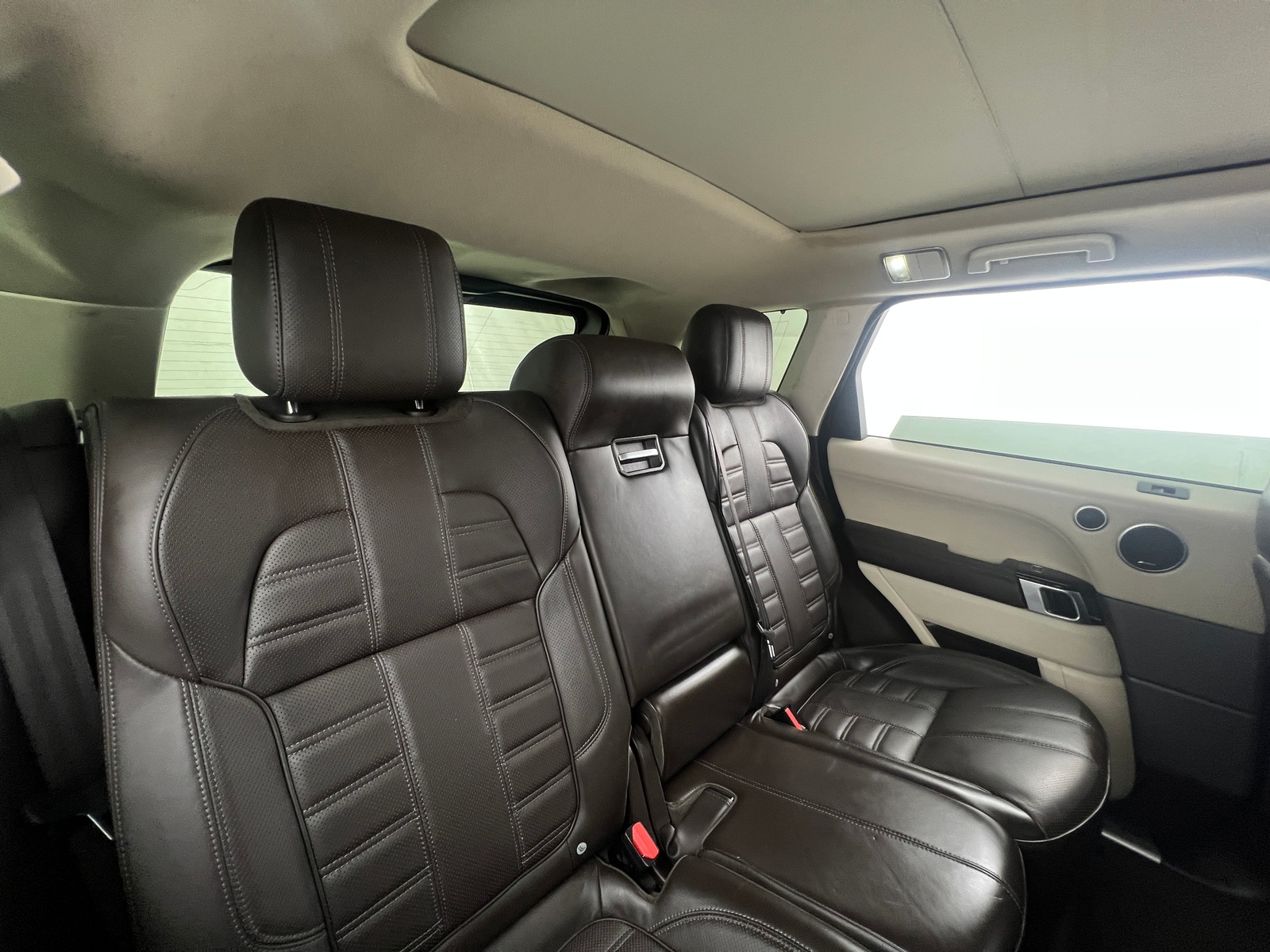 Thumbnail: 2016 Land Rover Range Rover Sport - 5