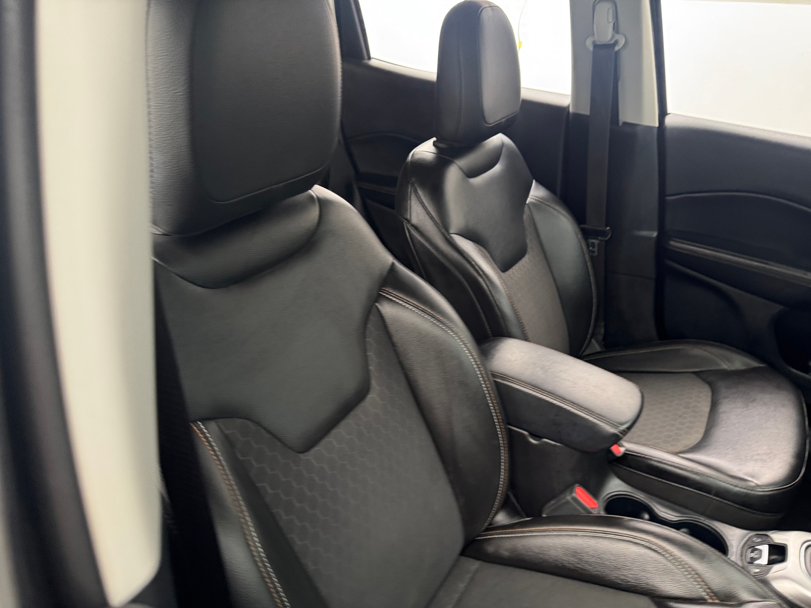 Thumbnail: 2018 Jeep Compass - 2