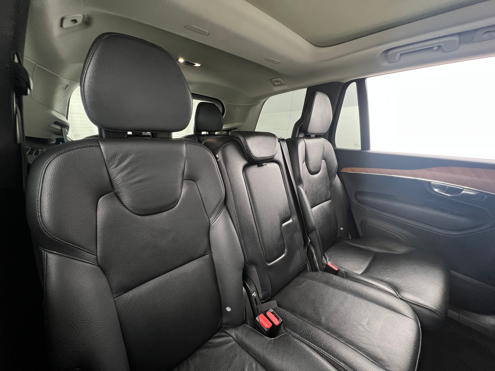 Thumbnail: 2022 Volvo XC90 - 5