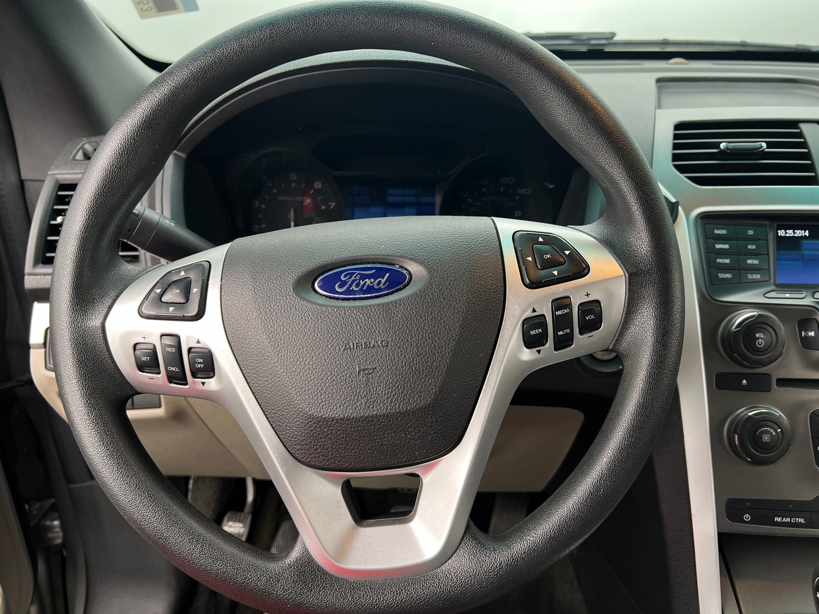 Thumbnail: 2014 Ford Explorer - 5