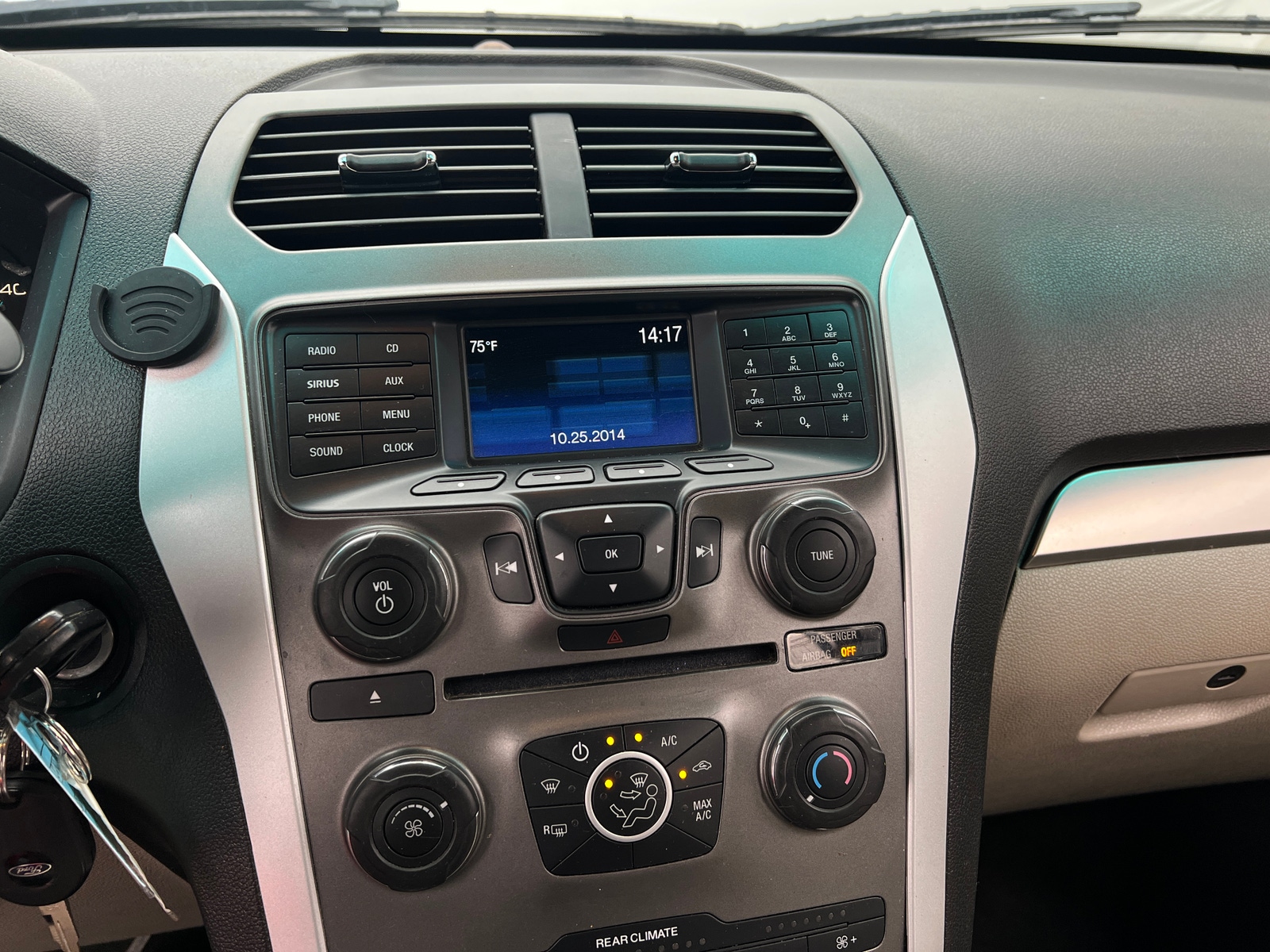 Thumbnail: 2014 Ford Explorer - 4