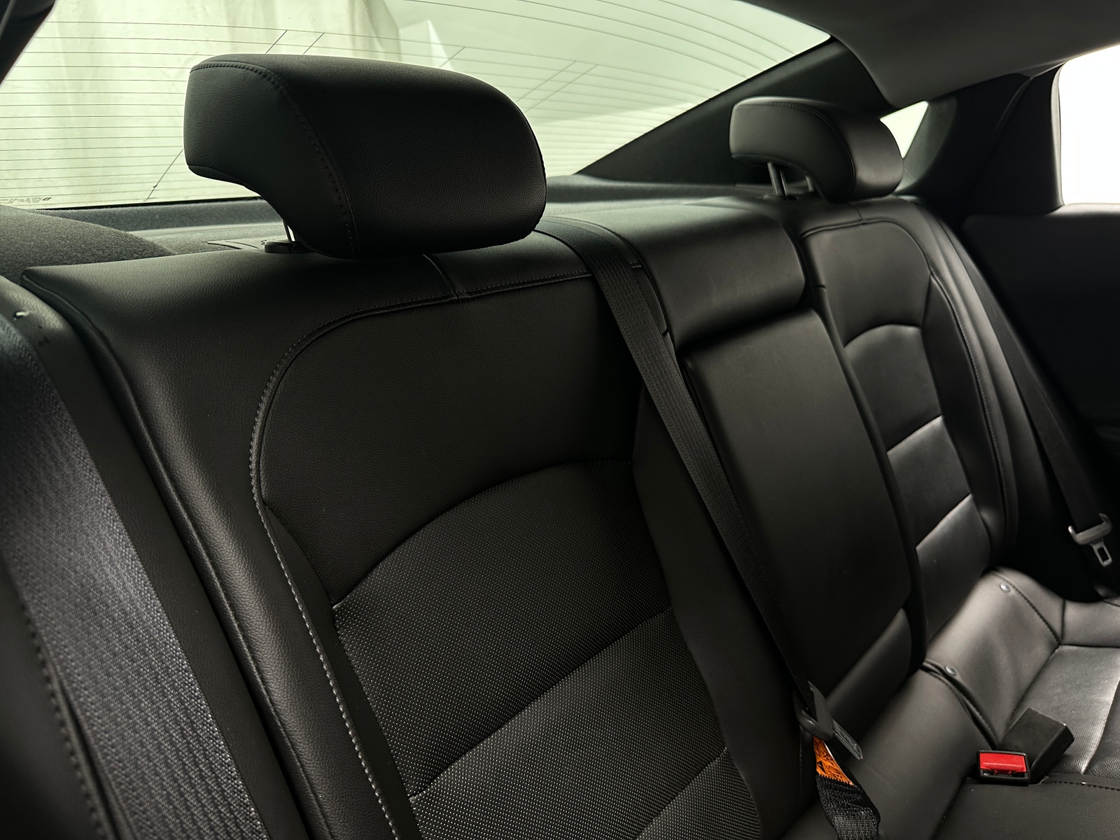 Thumbnail: 2017 Chevrolet Malibu - 5