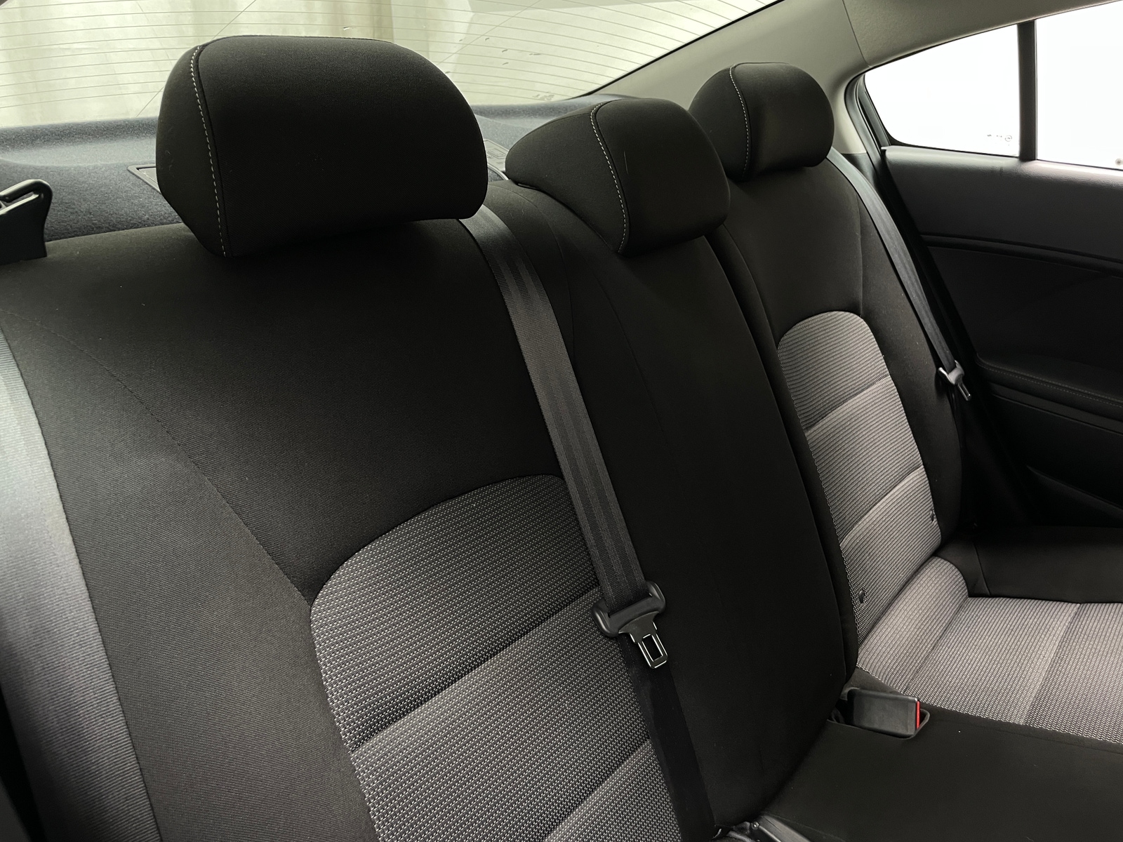 Thumbnail: 2017 Kia Forte - 6