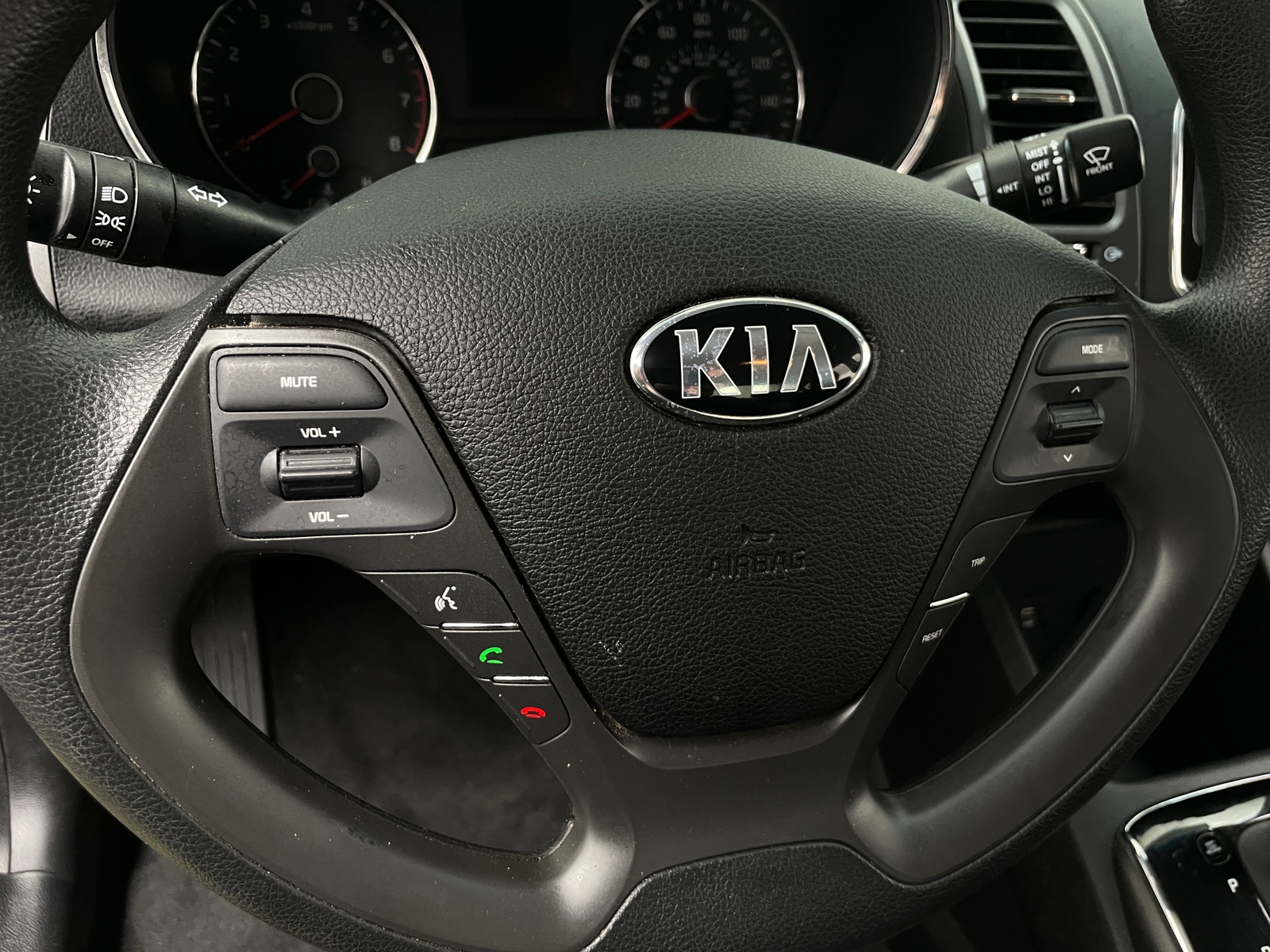 Thumbnail: 2017 Kia Forte - 5
