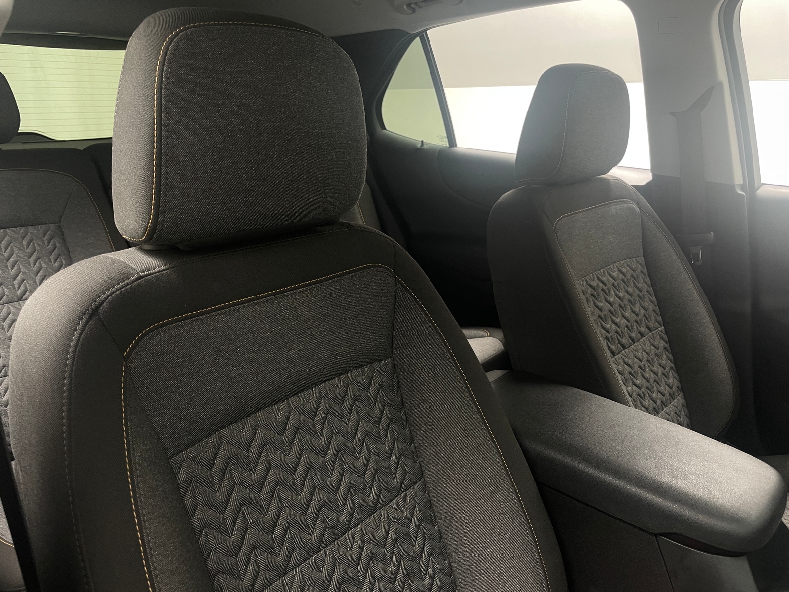 Thumbnail: 2023 Chevrolet Equinox - 2