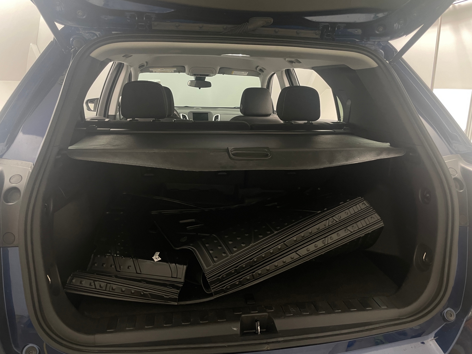 Thumbnail: 2023 Chevrolet Equinox - 7