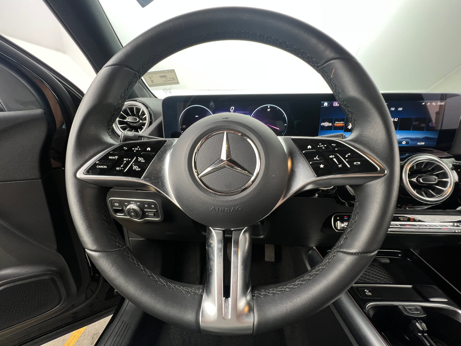 Thumbnail: 2025 Mercedes-Benz GLA - 4