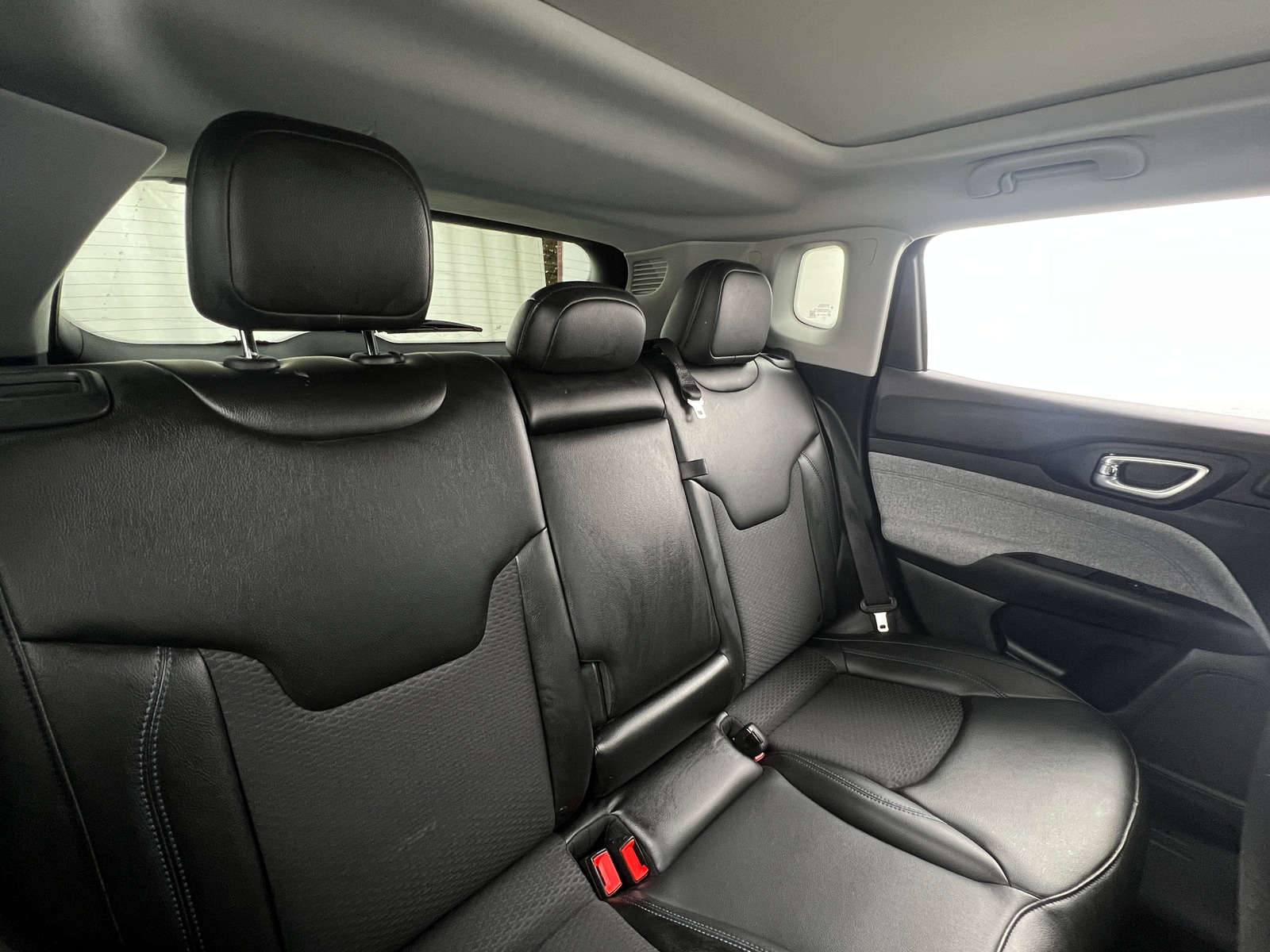 Thumbnail: 2022 Jeep Compass - 6
