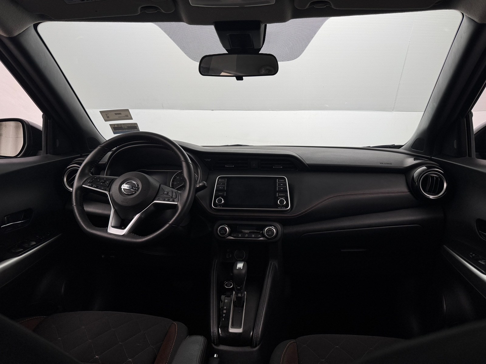 Thumbnail: 2020 Nissan Kicks - 3