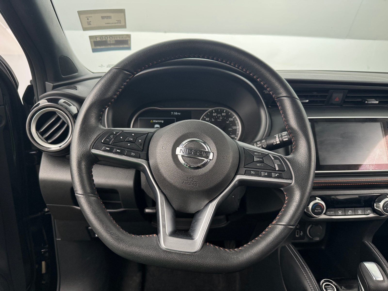 Thumbnail: 2020 Nissan Kicks - 5