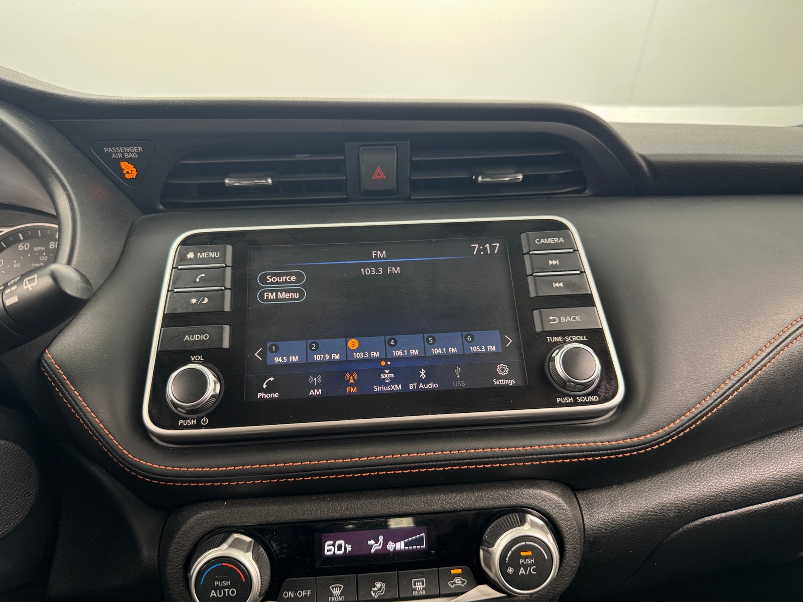 Thumbnail: 2020 Nissan Kicks - 4