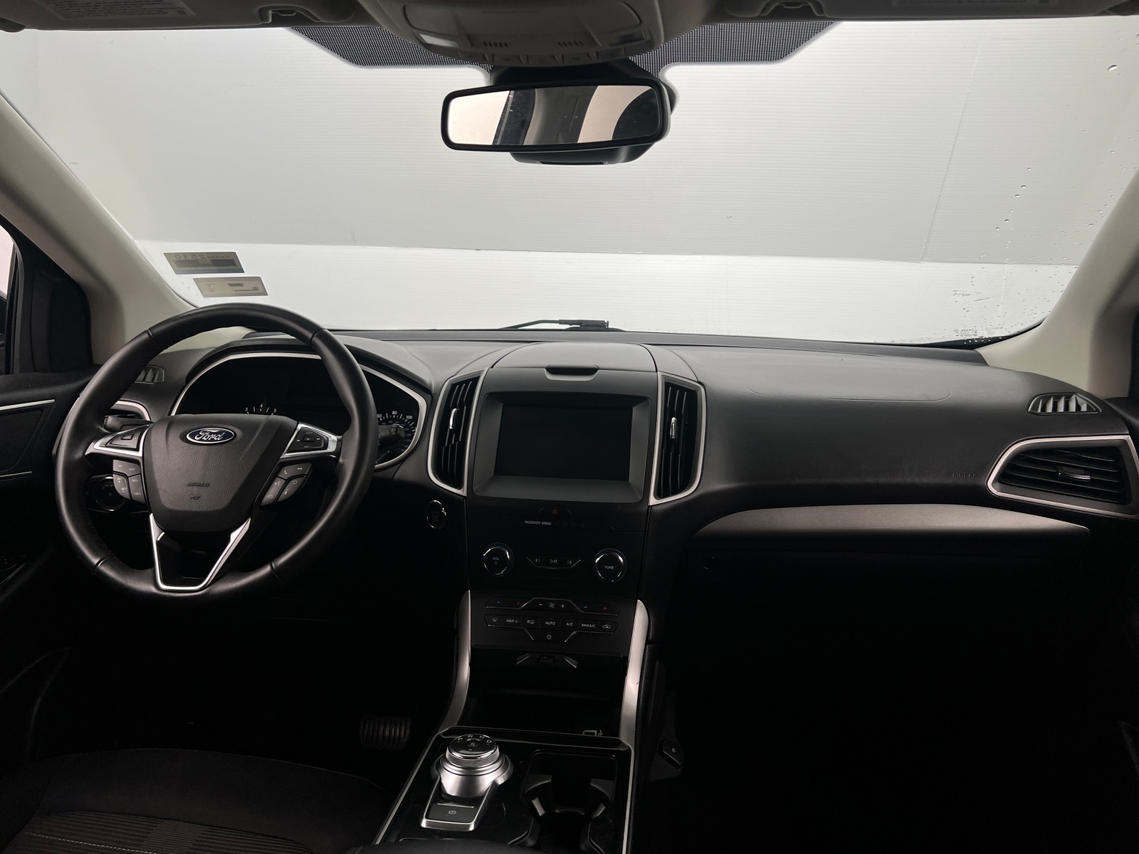 Thumbnail: 2019 Ford Edge - 3