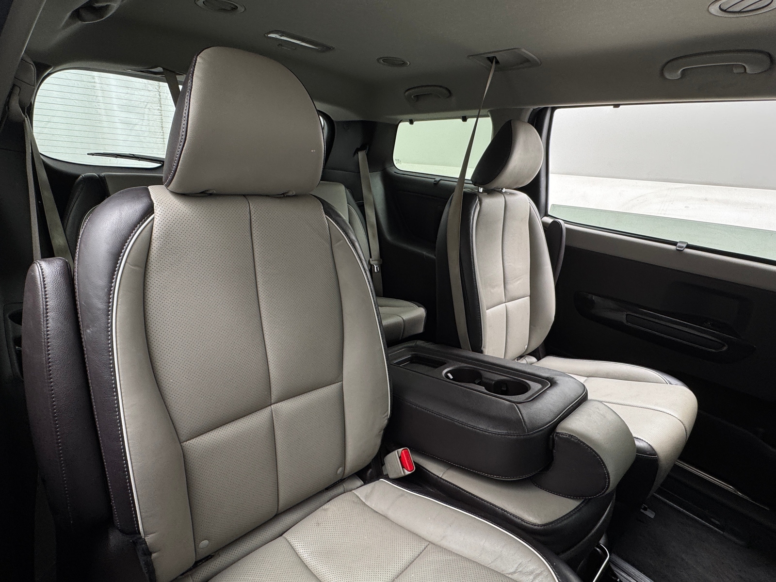 Thumbnail: 2018 Kia Sedona - 5