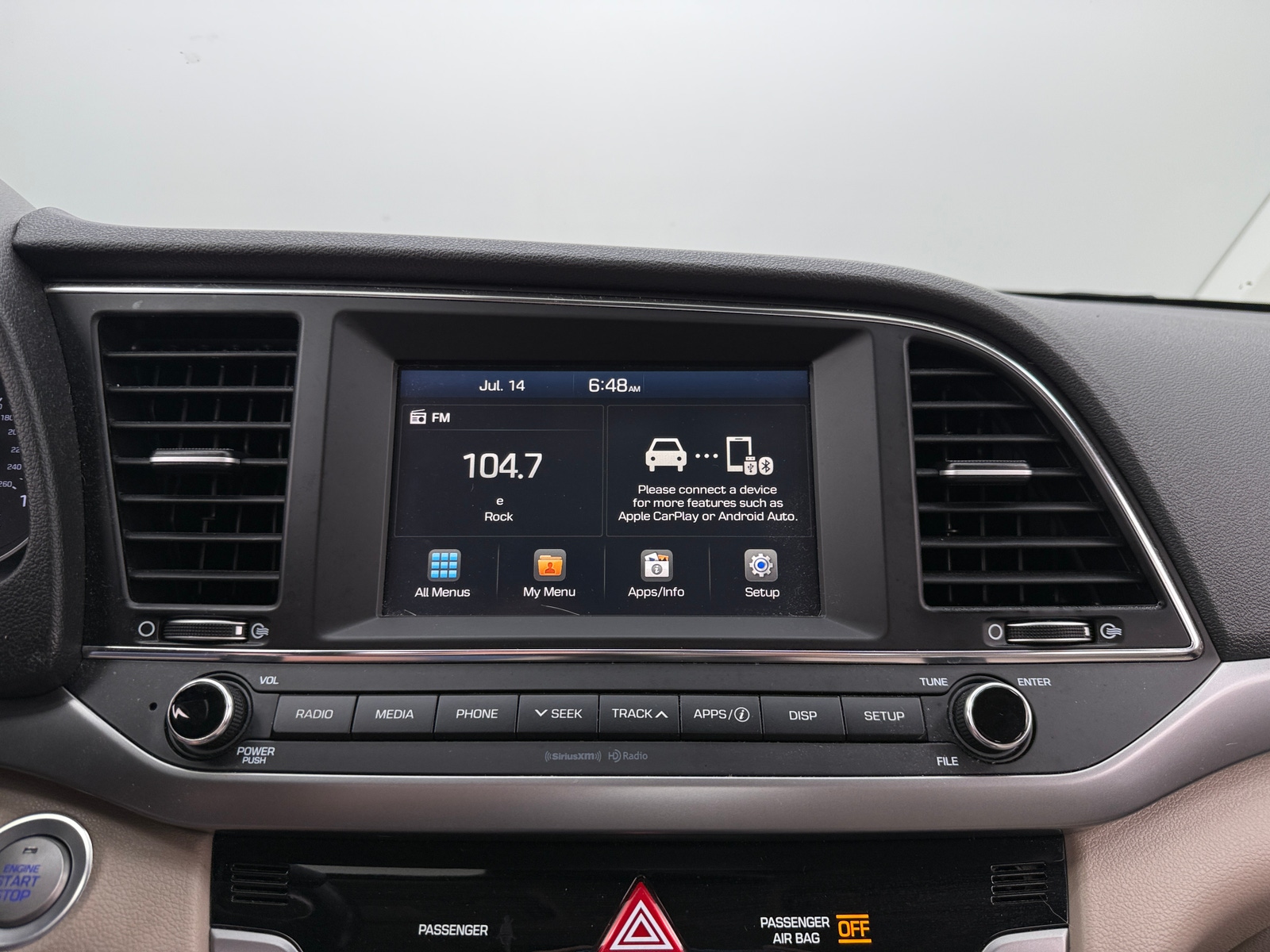Thumbnail: 2017 Hyundai Elantra - 4