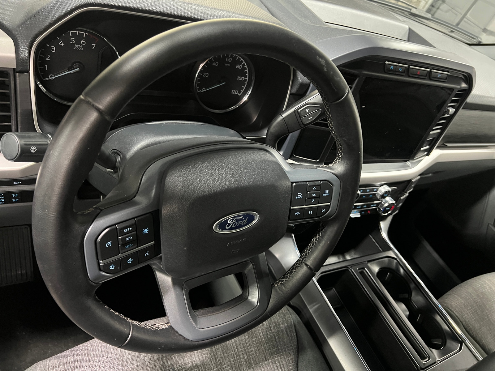 Thumbnail: 2023 Ford Econoline - 5
