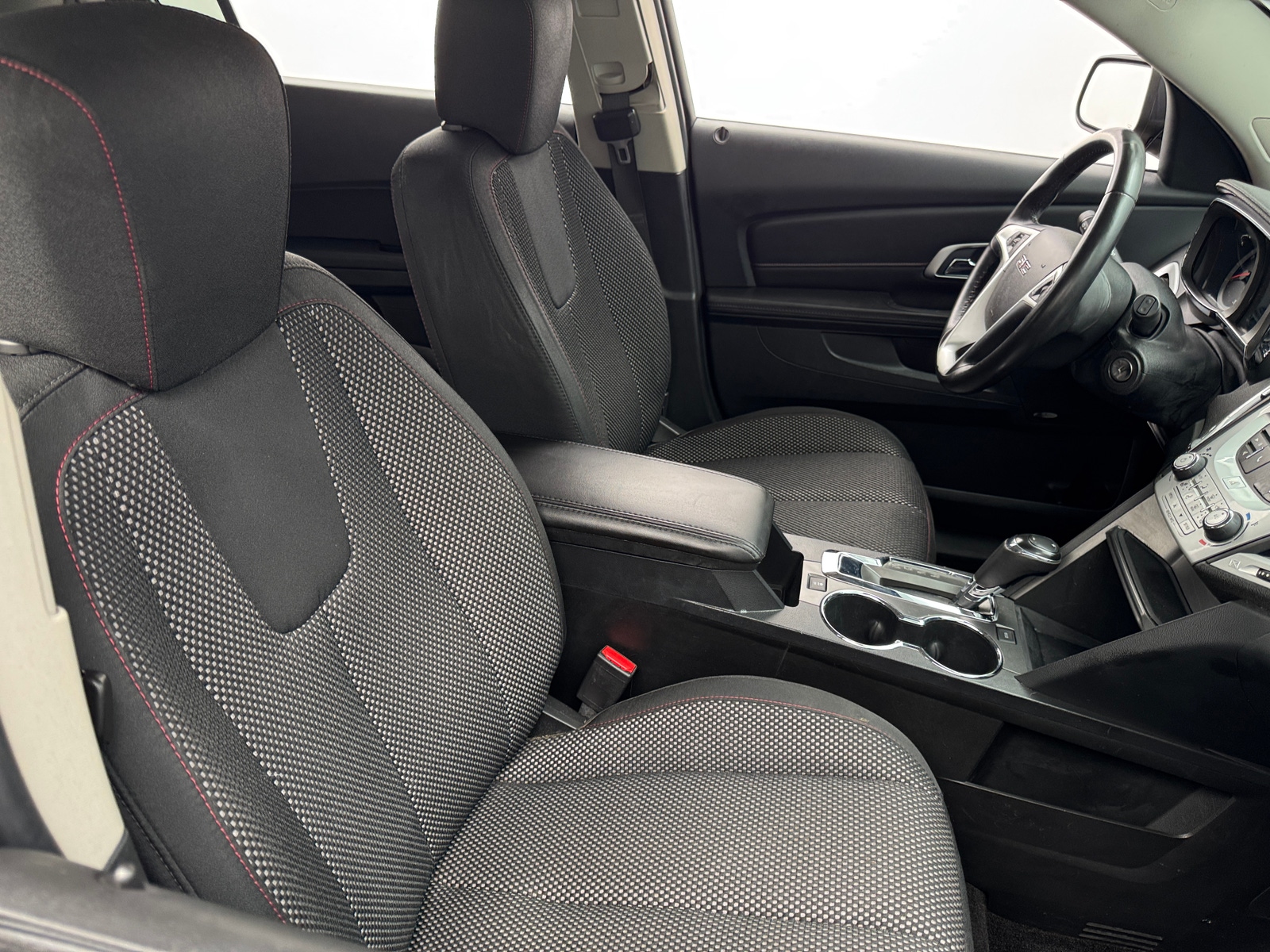 Thumbnail: 2016 GMC Terrain - 2