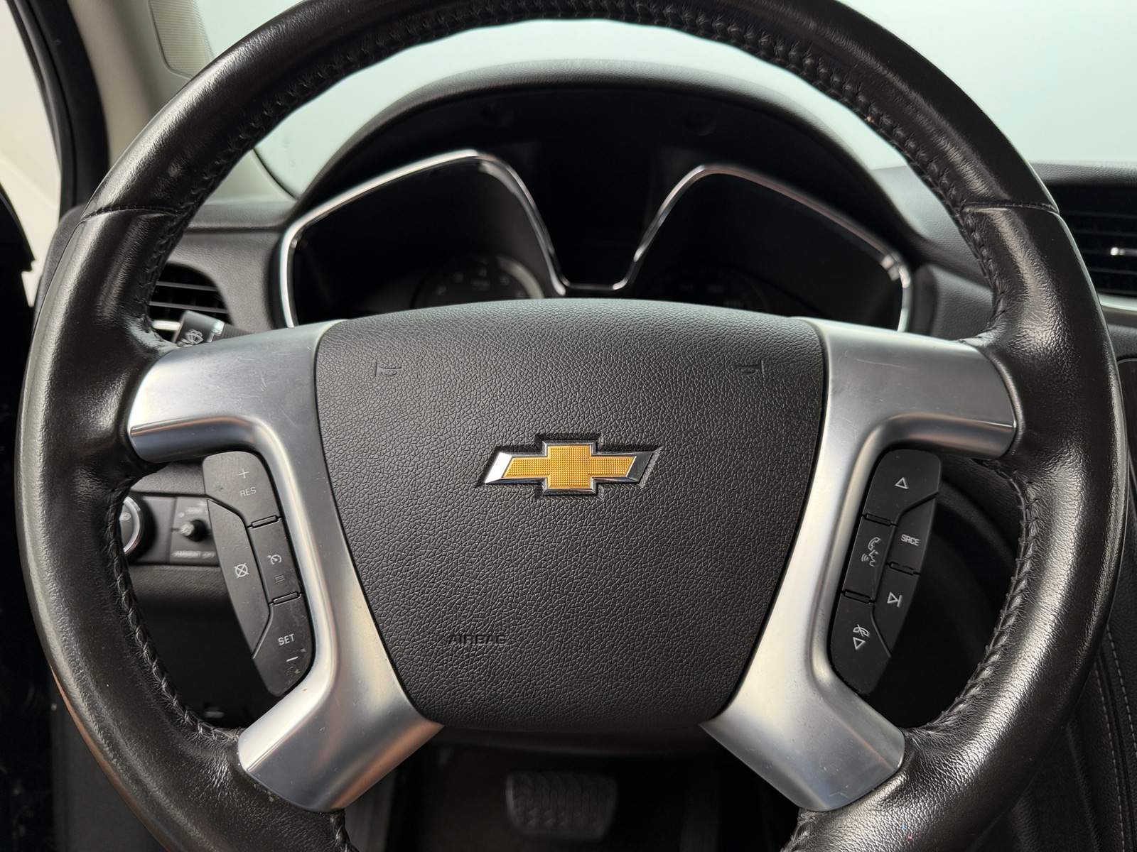 Thumbnail: 2017 Chevrolet Traverse - 5
