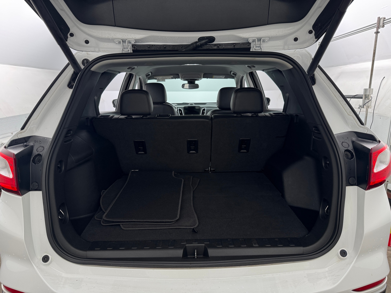 Thumbnail: 2021 Chevrolet Equinox - 6