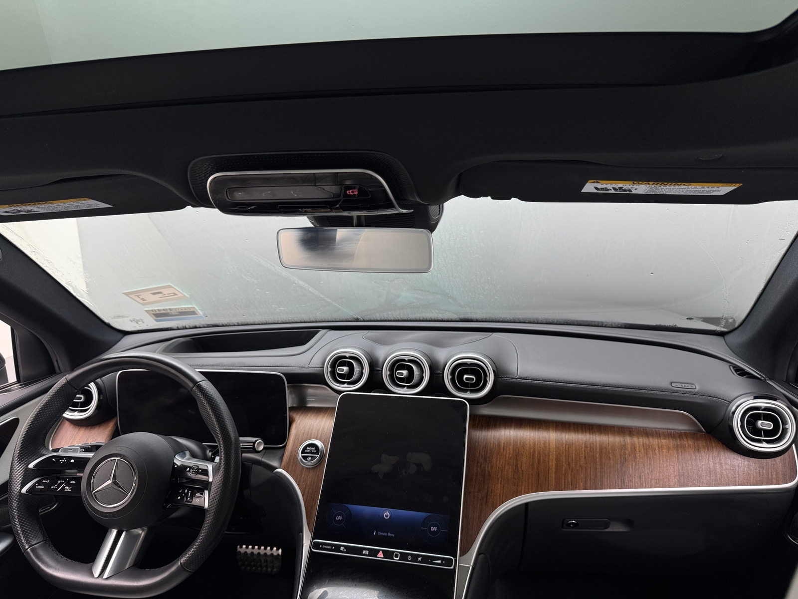 Thumbnail: 2023 Mercedes-Benz GLC - 2