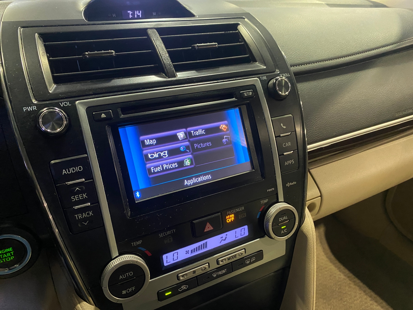 Thumbnail: 2014 Toyota Camry - 3