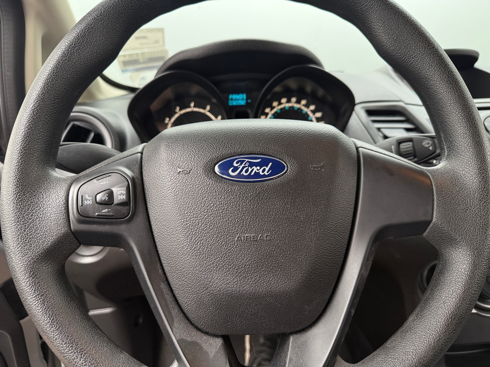 Thumbnail: 2016 Ford Fiesta - 5