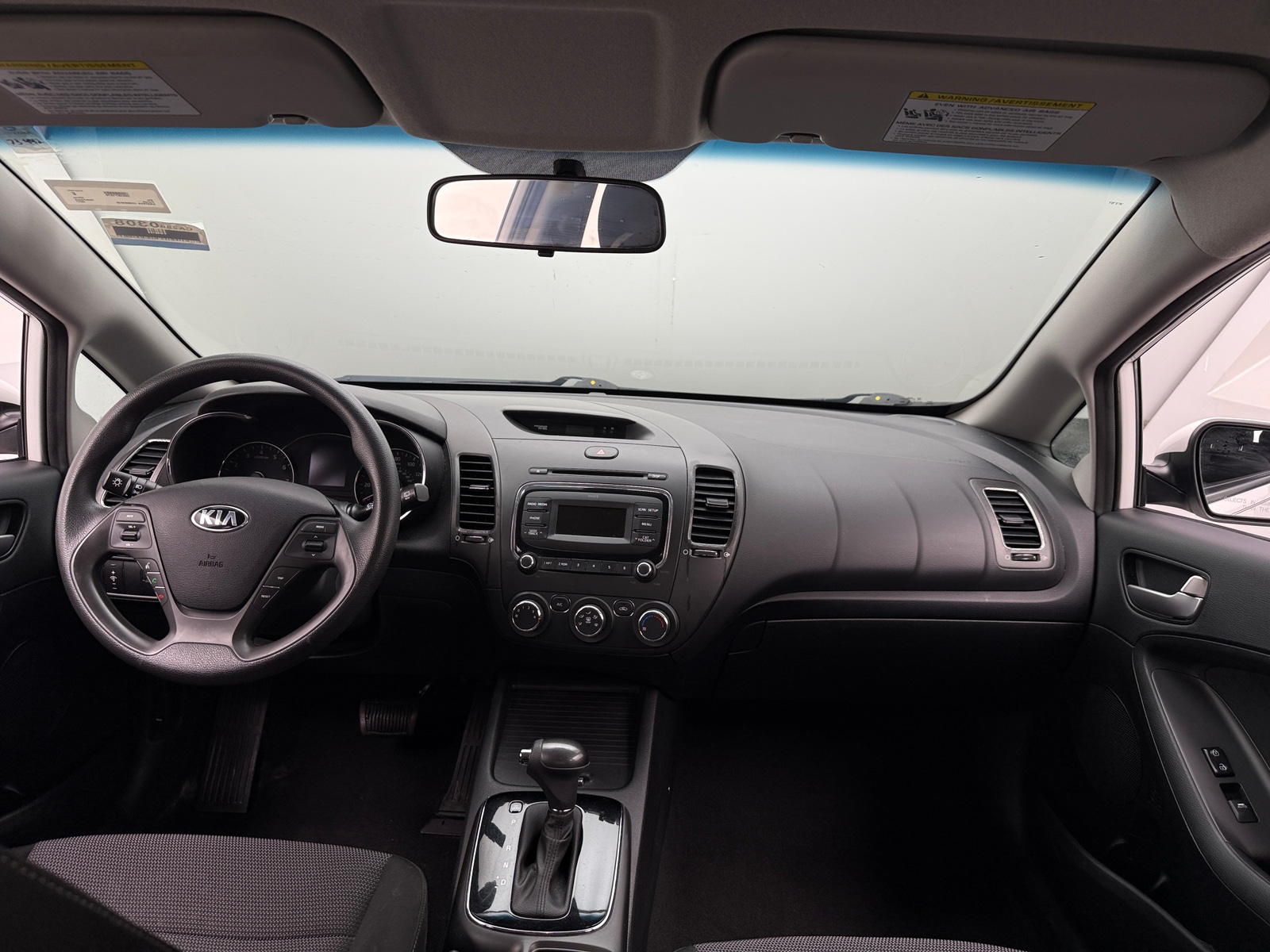 Thumbnail: 2017 Kia Forte - 3