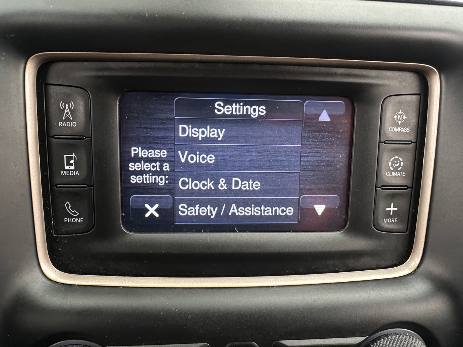Thumbnail: 2014 Jeep Grand Cherokee - 4