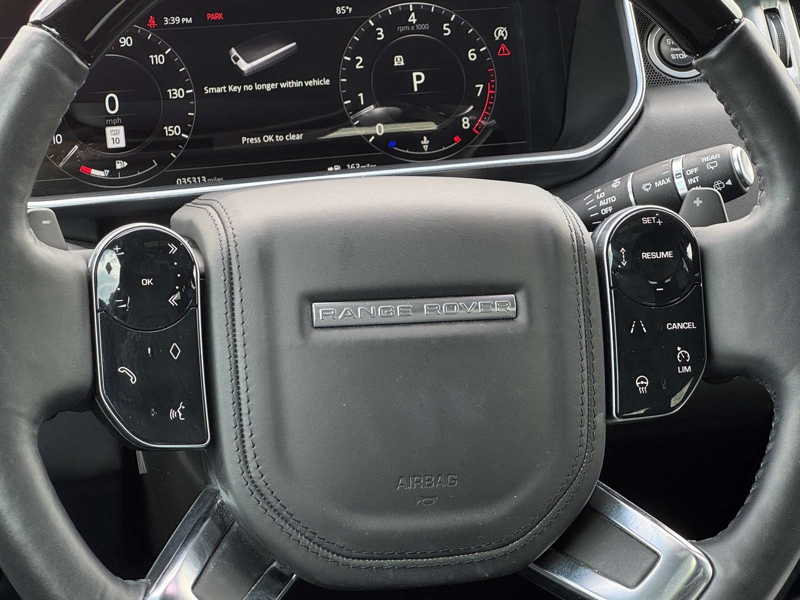 Thumbnail: 2020 Land Rover Range Rover - 4