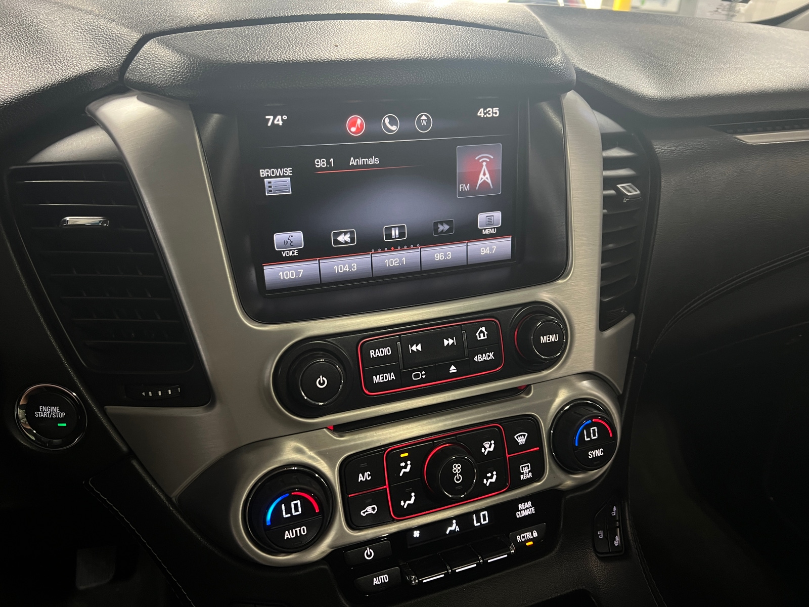 Thumbnail: 2015 GMC Yukon XL - 3