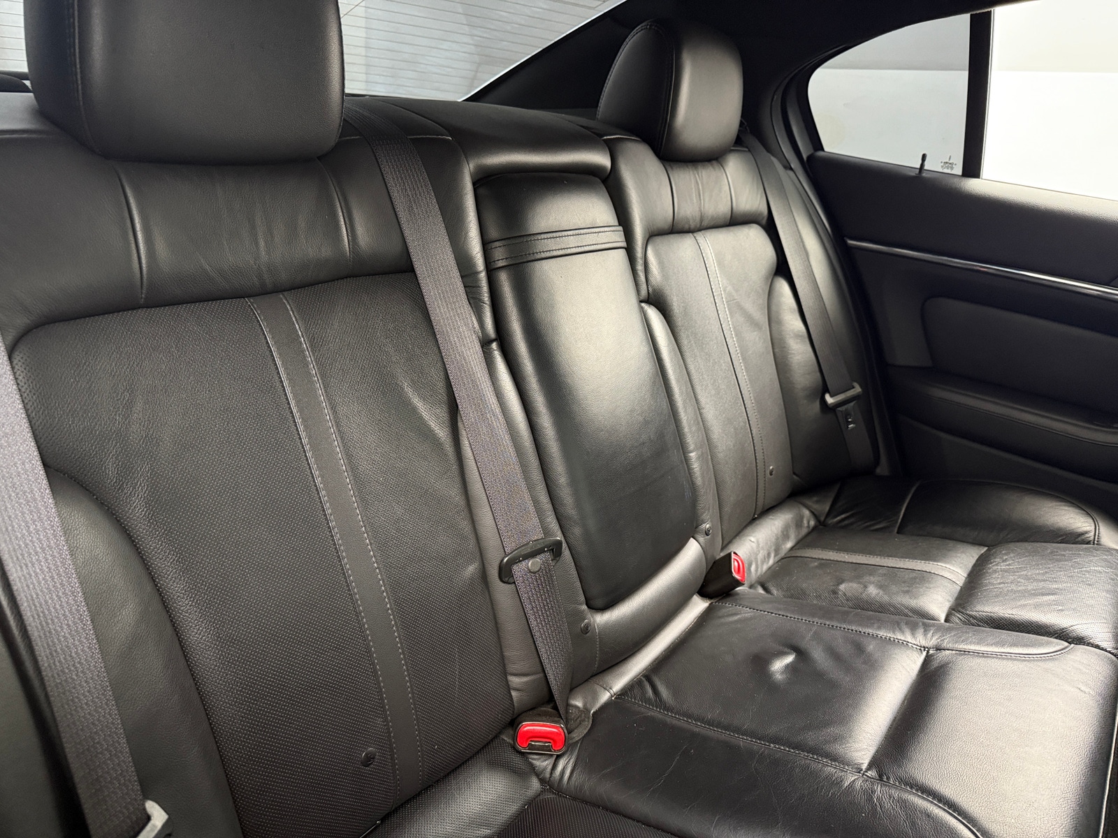 Thumbnail: 2014 Lincoln MKS - 5