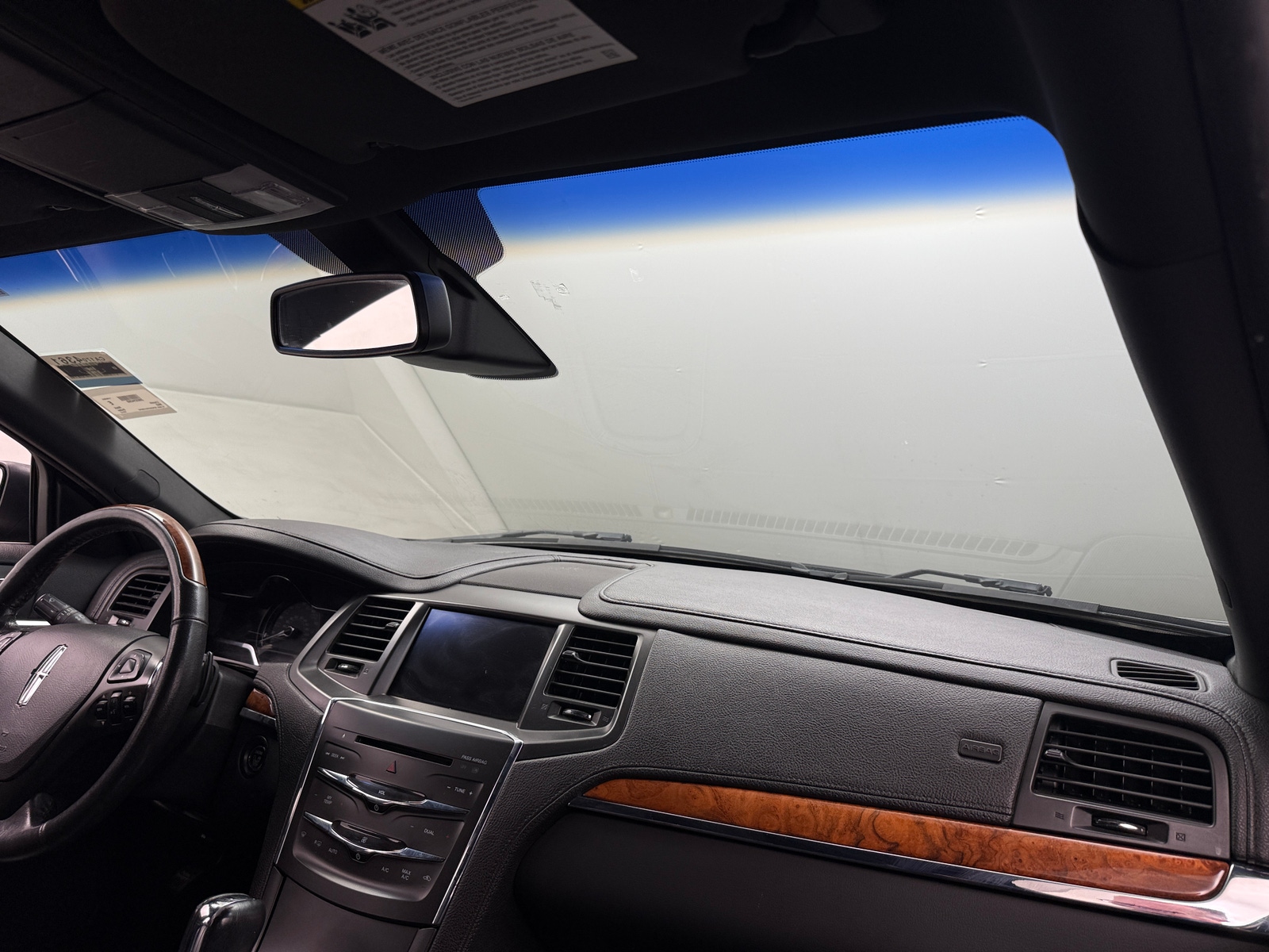 Thumbnail: 2014 Lincoln MKS - 2