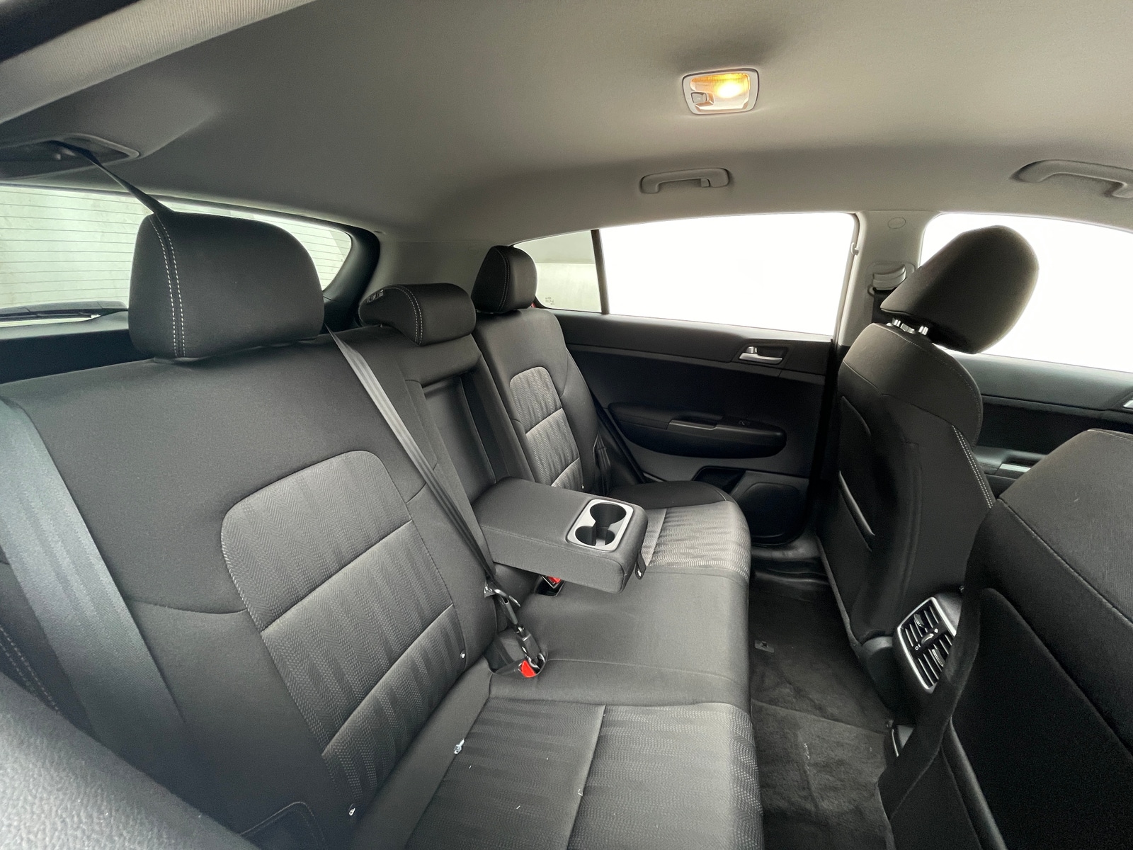 Thumbnail: 2021 Kia Sportage - 6