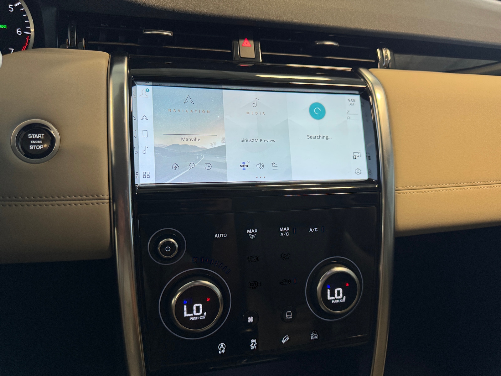 Thumbnail: 2021 Land Rover Discovery Sport - 4