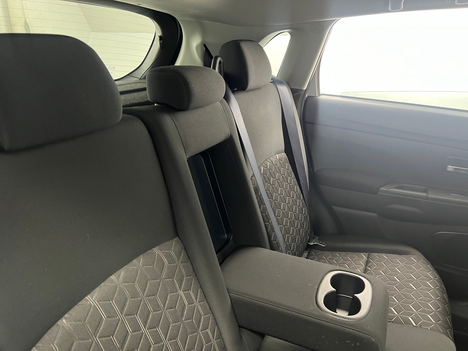 Thumbnail: 2024 Mitsubishi Outlander Sport - 6