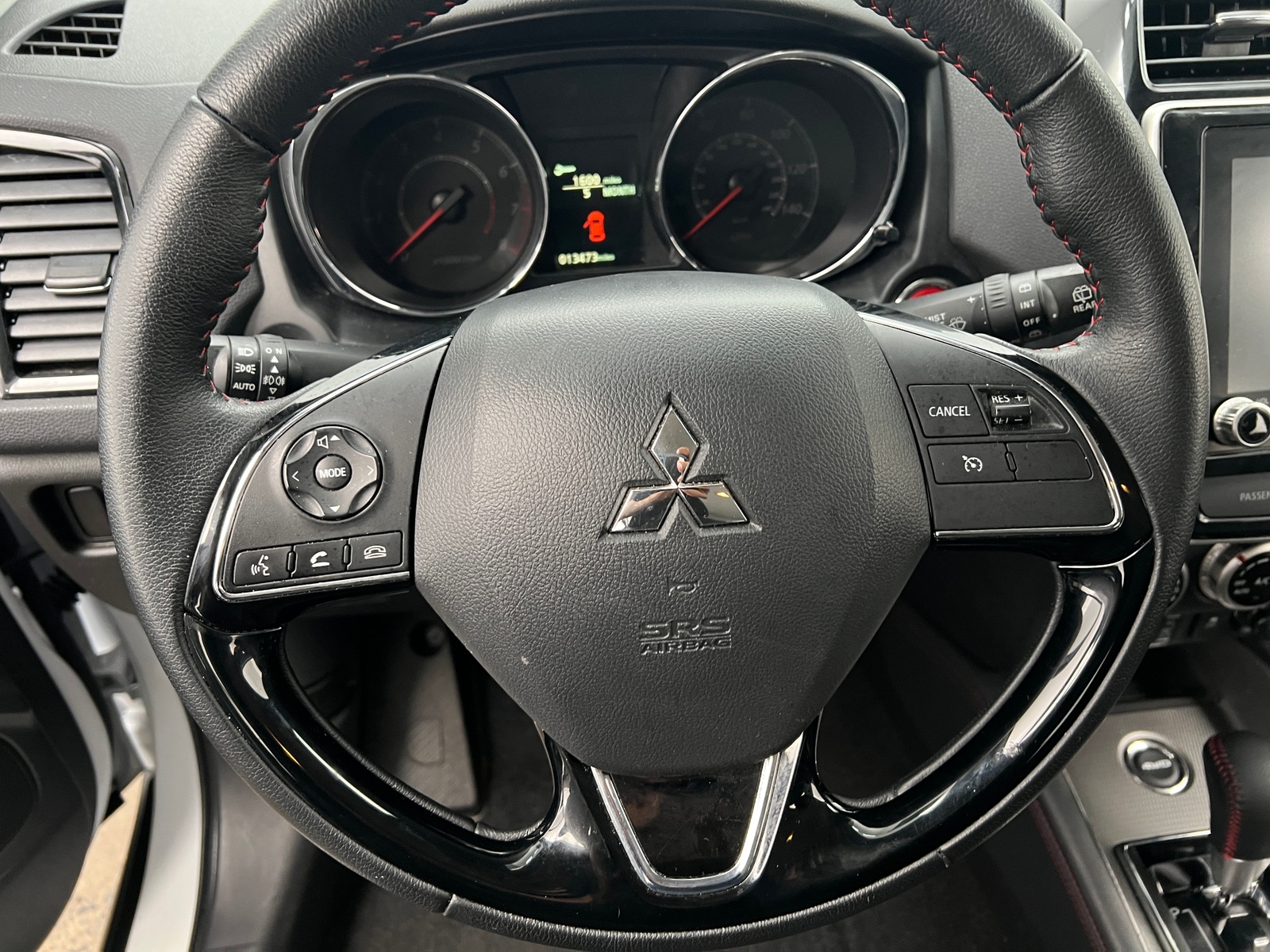 Thumbnail: 2024 Mitsubishi Outlander Sport - 5