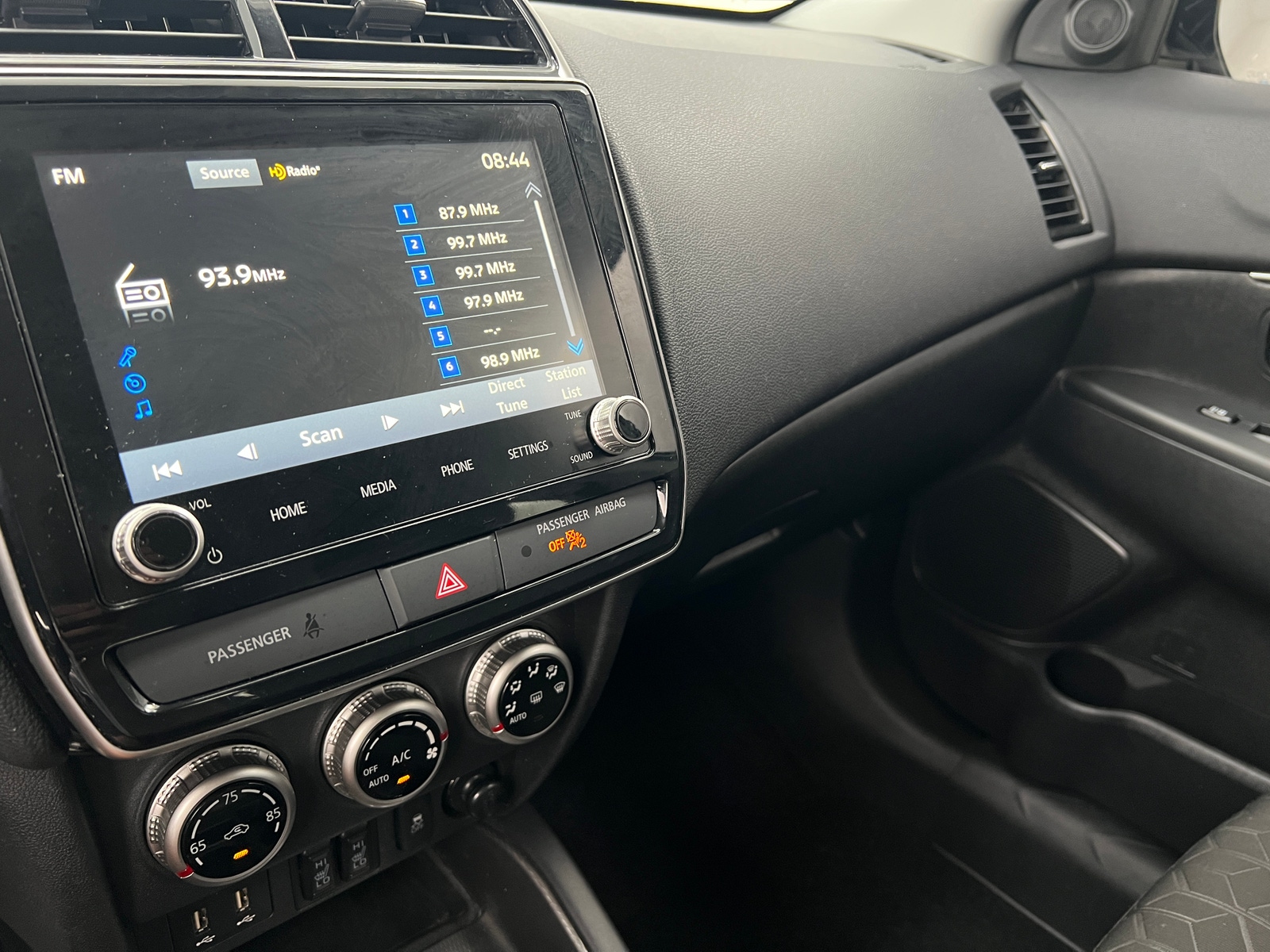 Thumbnail: 2024 Mitsubishi Outlander Sport - 4