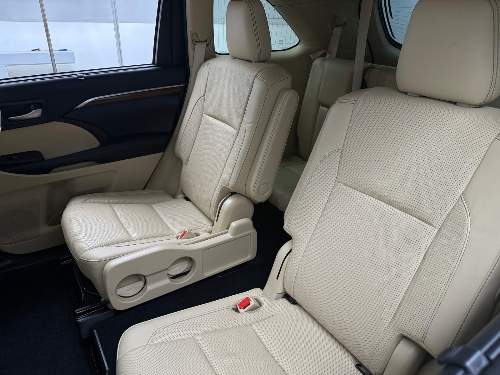 Thumbnail: 2019 Toyota Highlander - 5