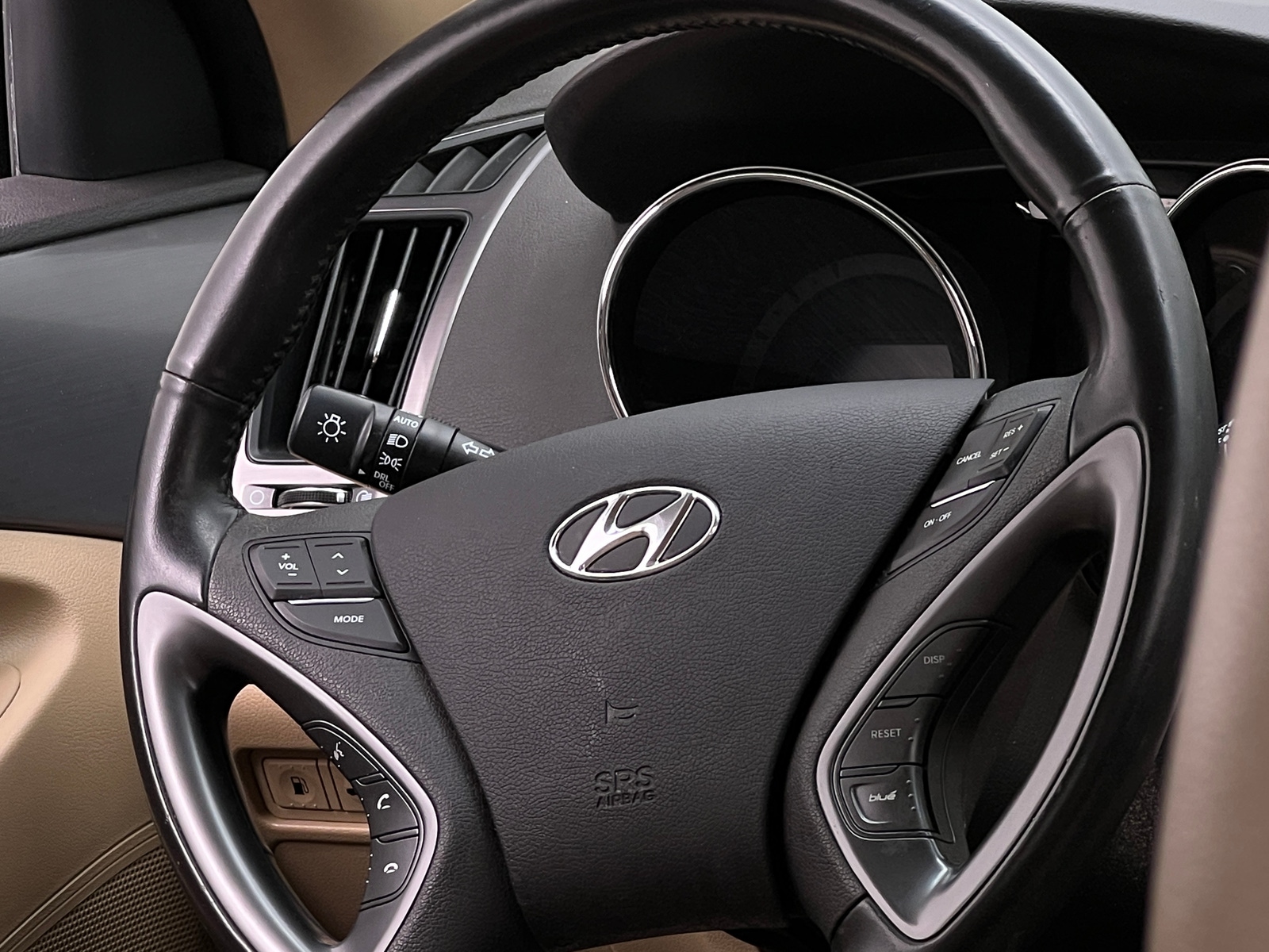 Thumbnail: 2015 Hyundai Sonata - 4