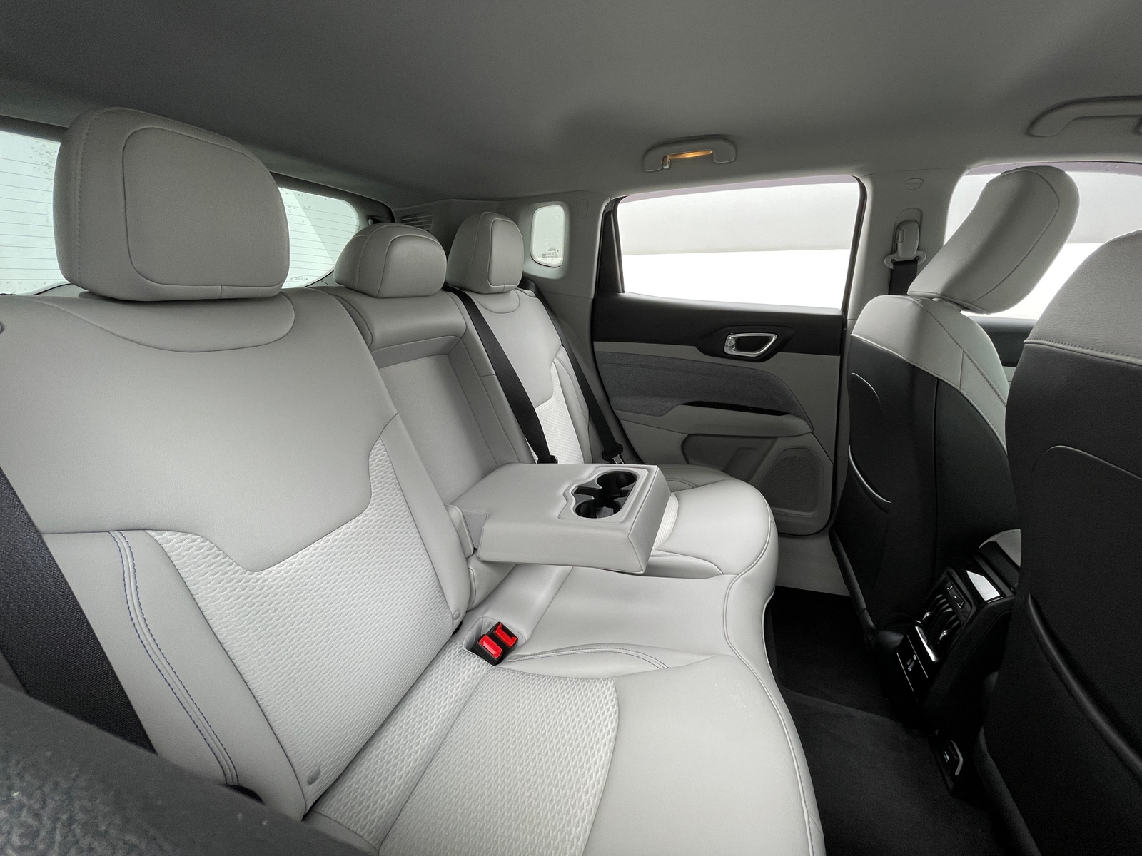 Thumbnail: 2022 Jeep Compass - 6