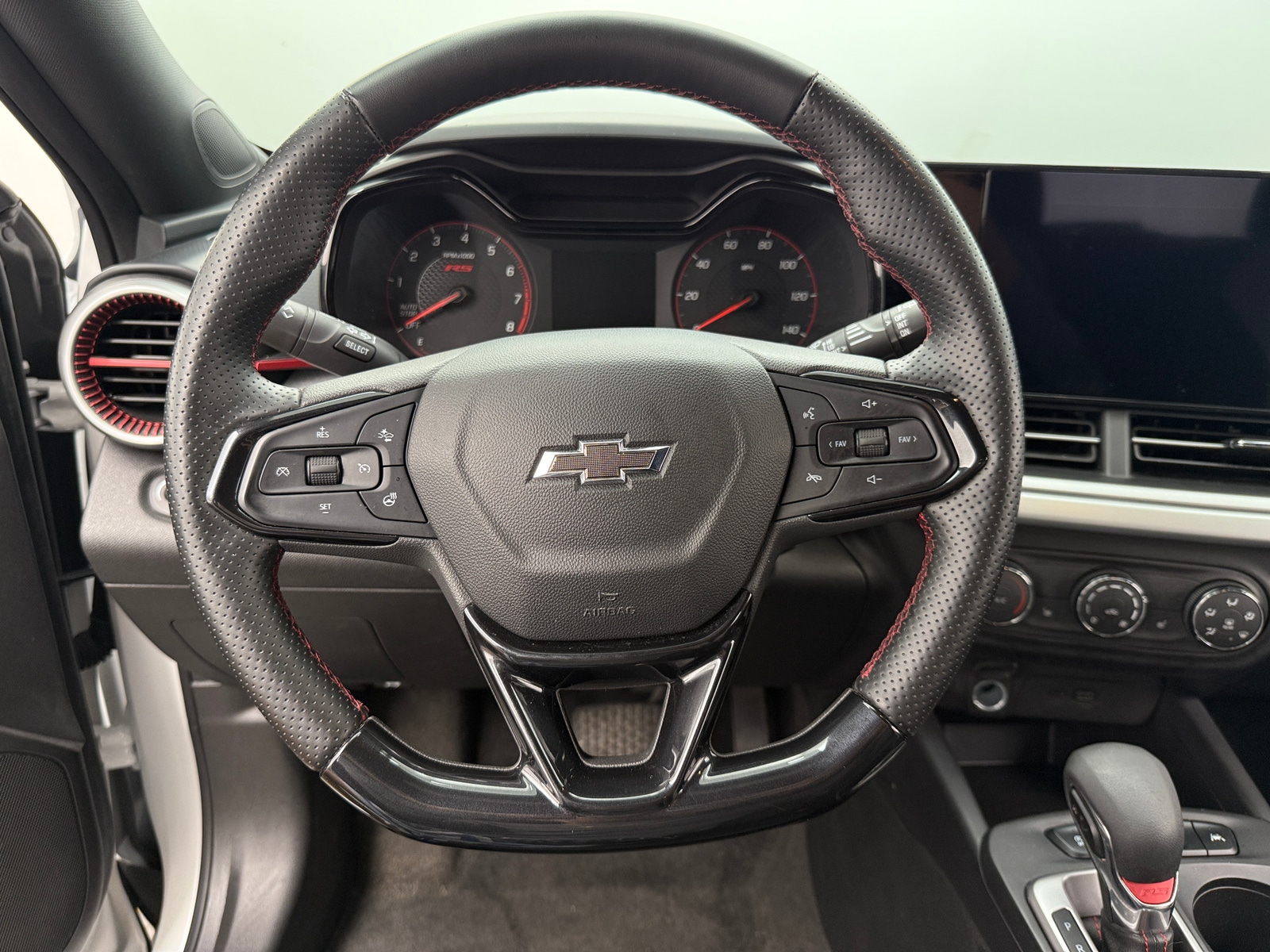 Thumbnail: 2024 Chevrolet Trax - 5