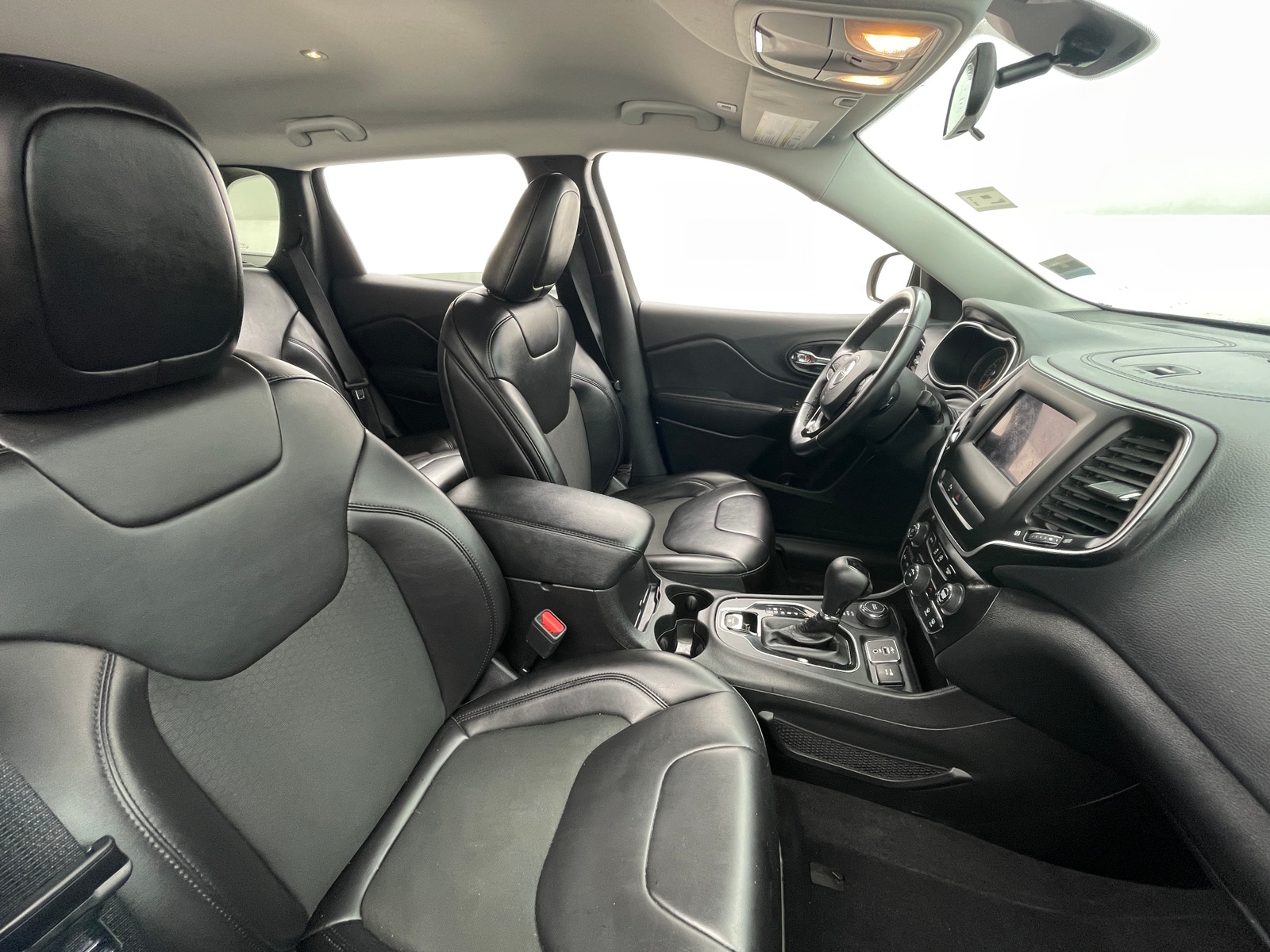 Thumbnail: 2019 Jeep Cherokee - 2