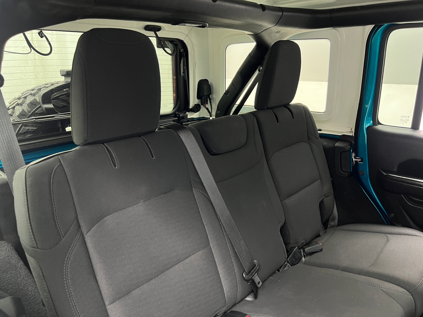 Thumbnail: 2019 Jeep Wrangler - 6