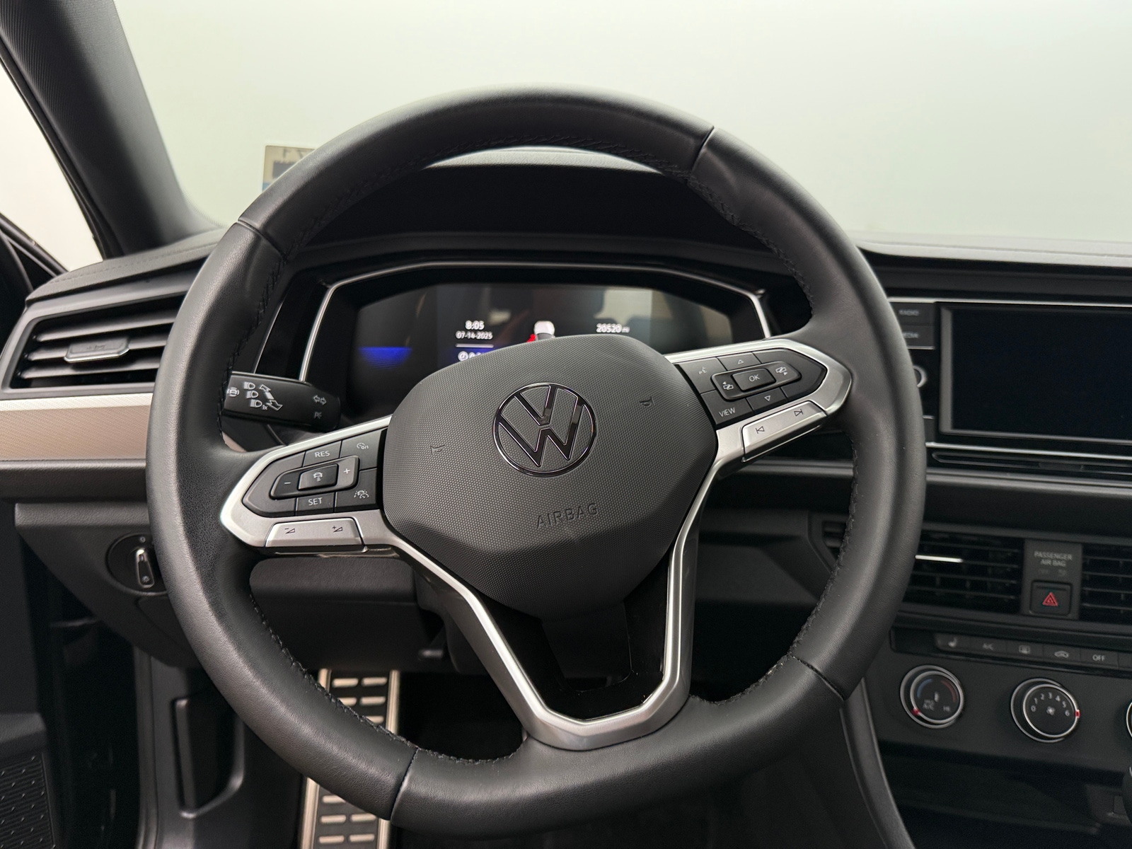 Thumbnail: 2024 Volkswagen Jetta - 5