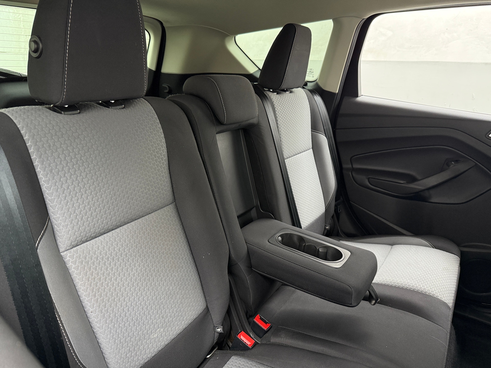 Thumbnail: 2017 Ford Escape - 6