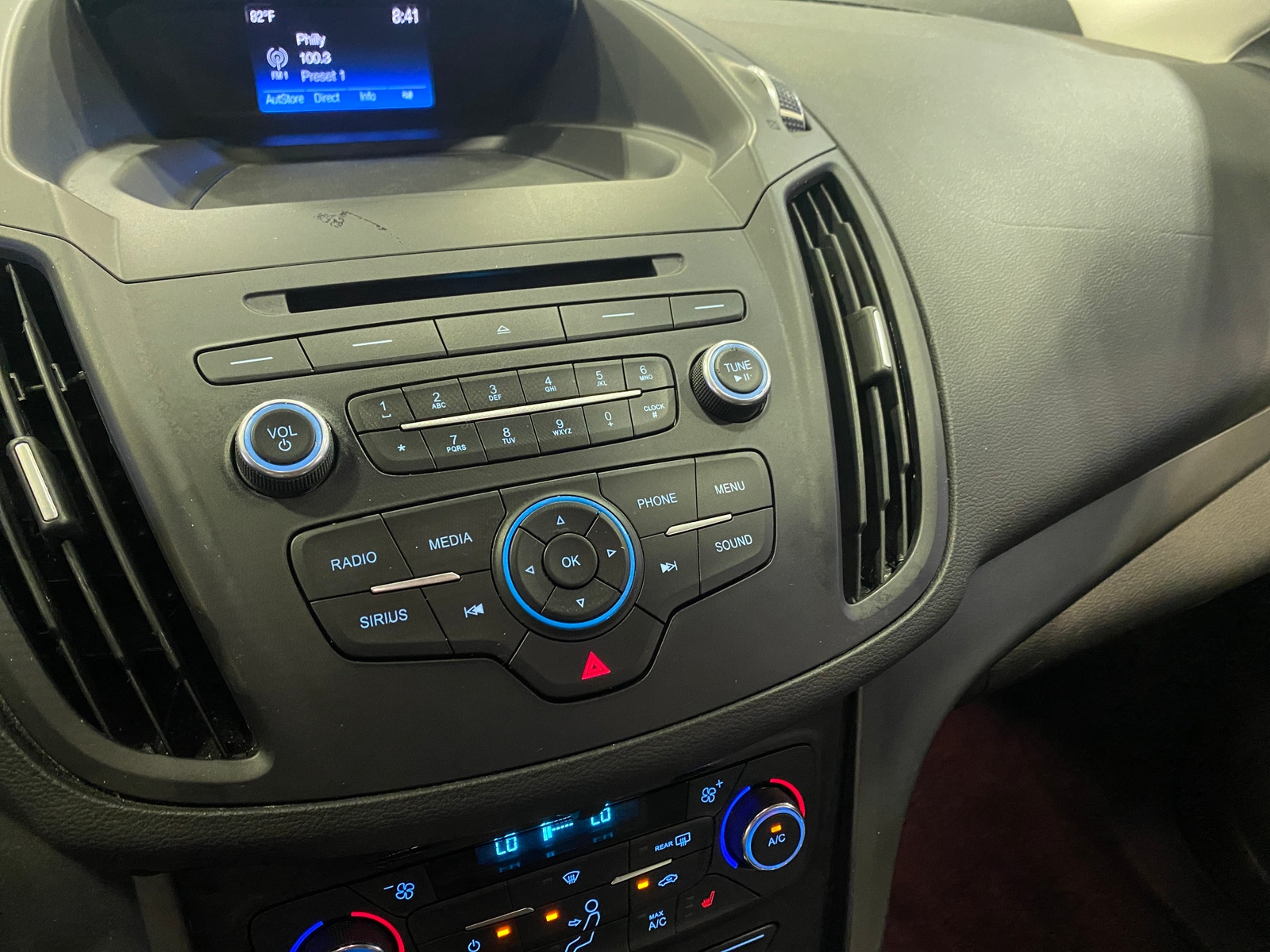 Thumbnail: 2017 Ford Escape - 4