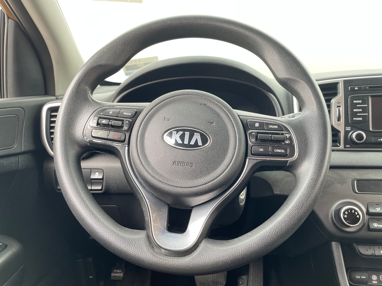 Thumbnail: 2017 Kia Sportage - 5
