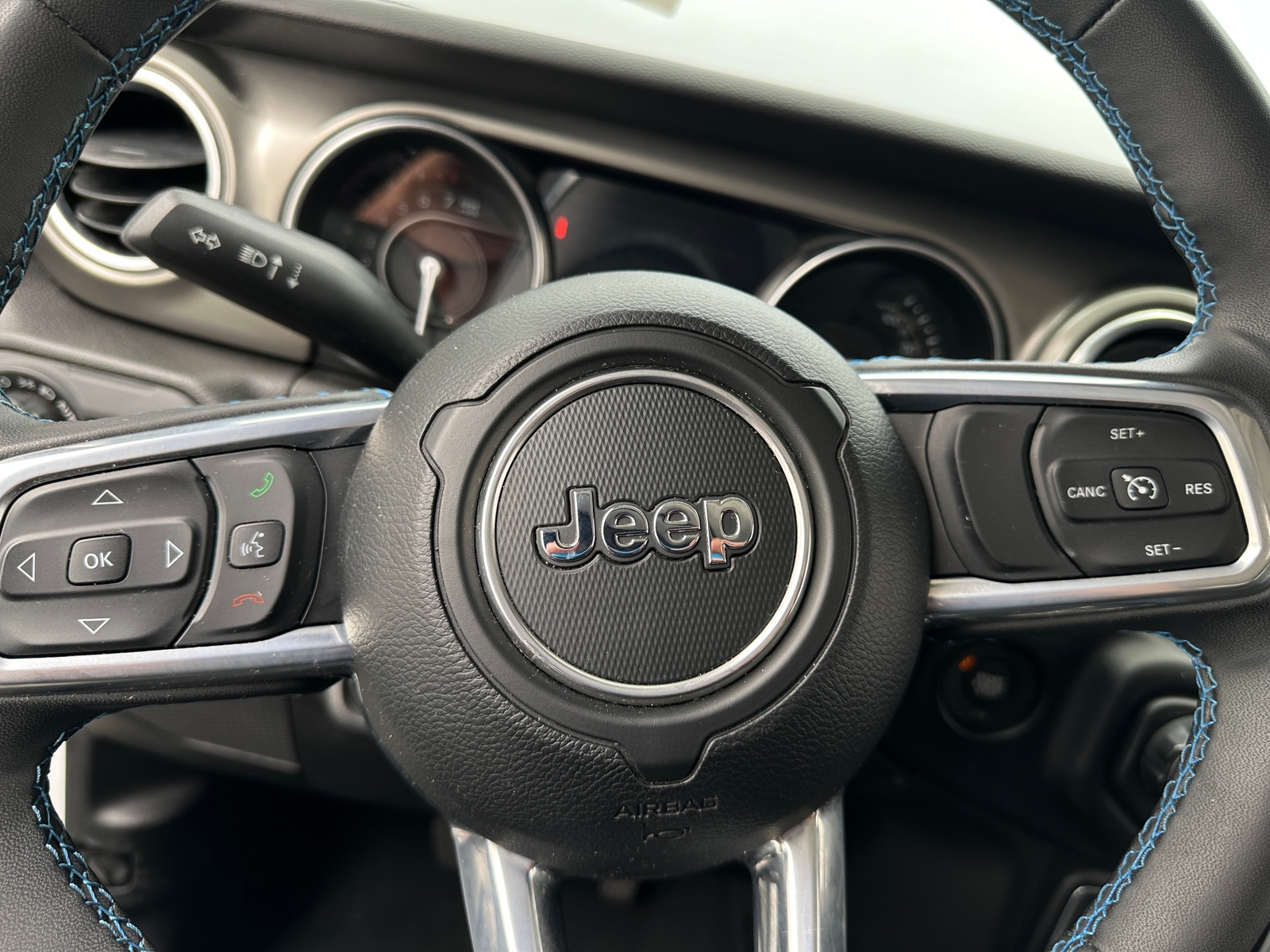 Thumbnail: 2023 Jeep Wrangler - 5
