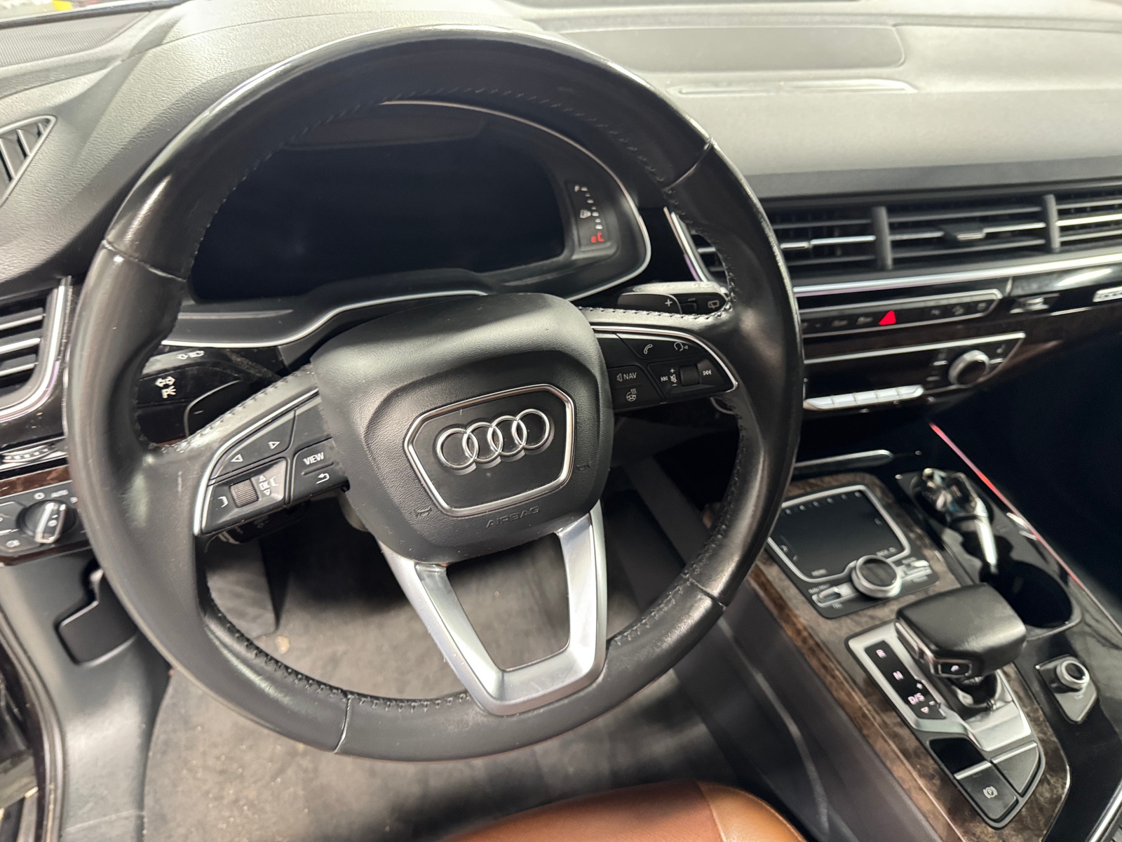 Thumbnail: 2018 Audi Q7 - 4