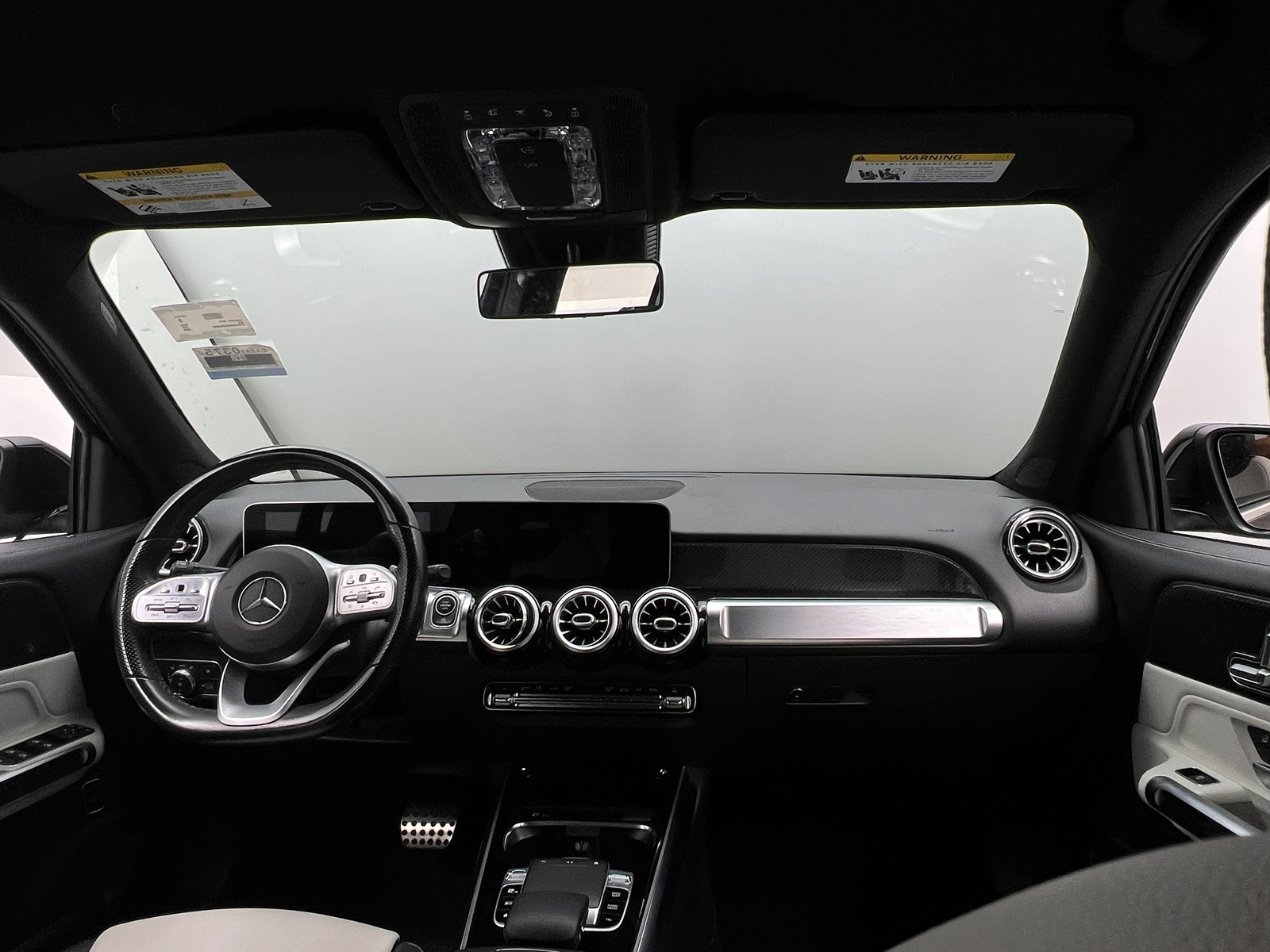 Thumbnail: 2020 Mercedes-Benz GLB - 2